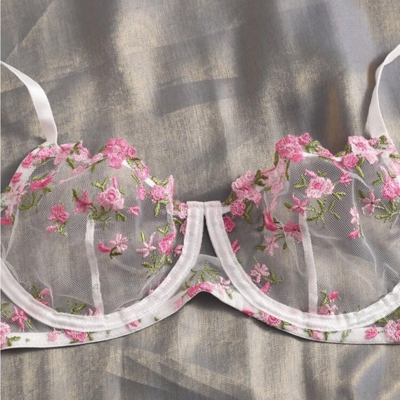 Fairytale - Underwire Set by SilkRose Lingerie - Picture 5 of 6